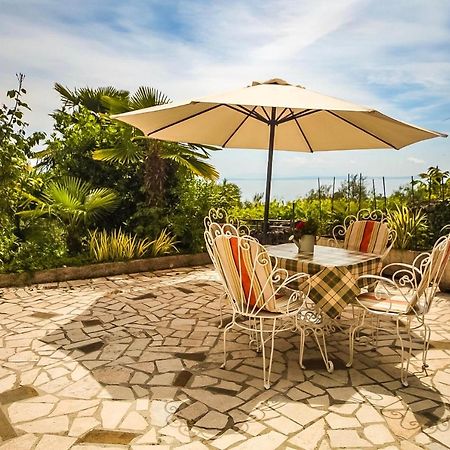 Apartman Carmen Volosko Opatija Extérieur photo