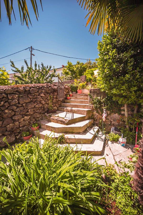 Apartman Carmen Volosko Opatija Extérieur photo